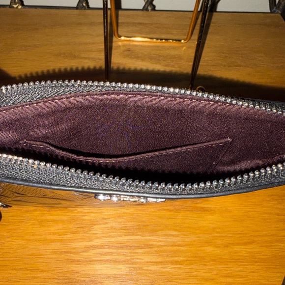 Coach Corner Zip Wristlet NWT - Picture 6 of 7